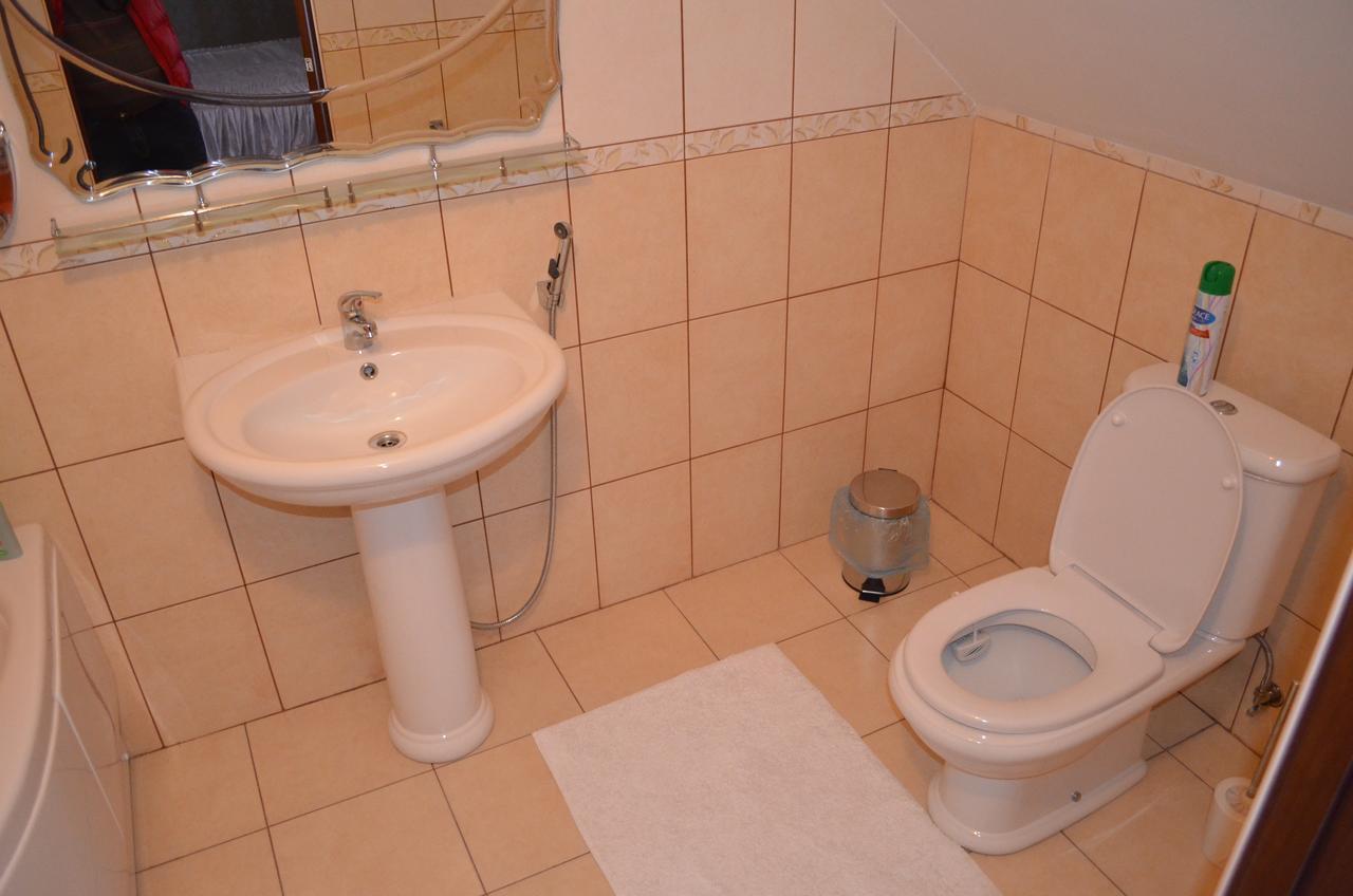 Hotel Fiyesta Starokostyantyniv Екстериор снимка
